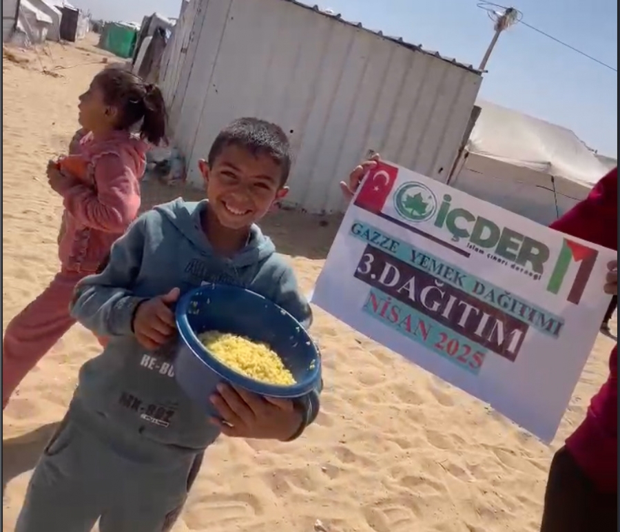 Gazze'de 5'kez yemek dağıtımı gerçekleştirdik