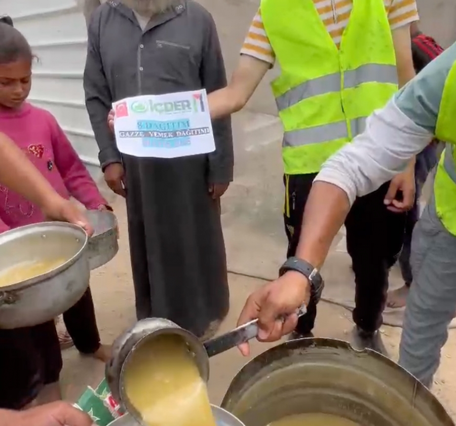 Gazze'de 8. Yemek Dağıtımı Yapıldı